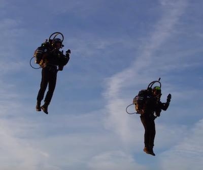 Here We Go Again... 'Jetpack' Spotted Over LAX ⛅
·
READ MORE: https://t.co/9XntunOoyt
·
#aeronews #aeronewsnetwork #aviation #aviationnews #aviationdaily #airports #pilotlife #flights #aviation4u #Jetpack #LAX #AirborneUnlimited https://t.co/qSJMHOleG9