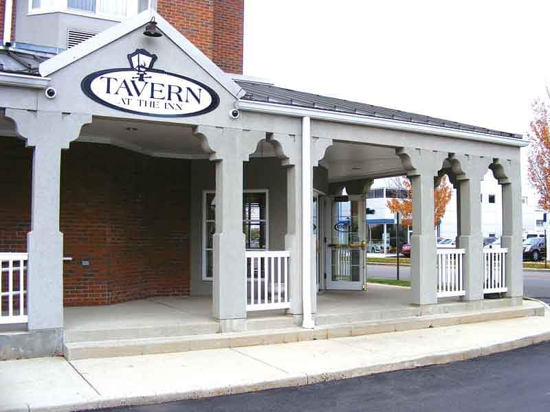 InnFindlay's tweet image. After months of renovations we are excited to announce the reopening of the Tavern at the Inn on November 11th. For the time being, we will be open for dinner Tue-Sat from 4pm-10pm. Reservations are strongly recommended. Call 419-423-3666. We are excited to welcome you back.