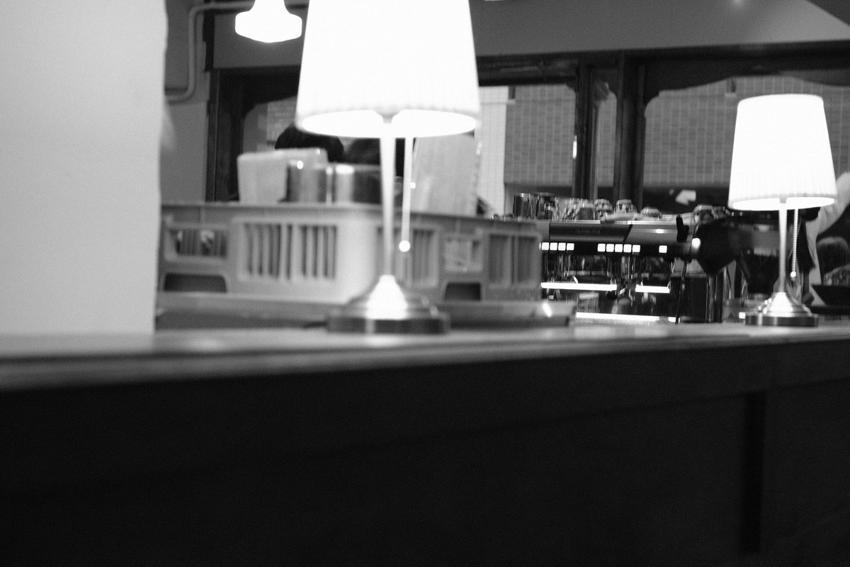 srmr_coke00's tweet image. 田原町
from afar