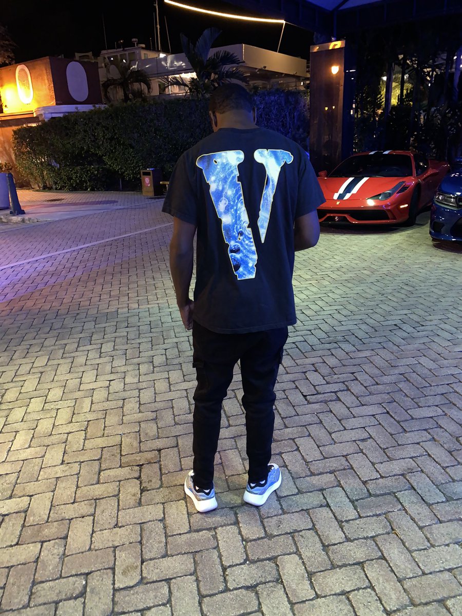 keepjuggn10's tweet photo. momma made sho i had everything i needed i hustled for everything i wanted🦍#Juggday #RipSam https://t.co/WaRDameZl3