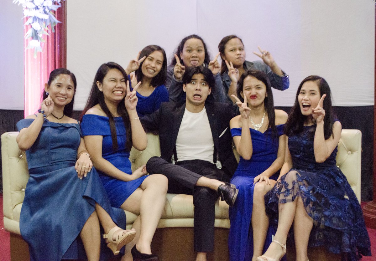 WLRUSSELLOFC's tweet photo. Mula noon hanggang ngayon...
Happy 4th Anniversary, WLRR Fam 💙
We love you Russ. Andito lang kami lagi para sayo 🥺 you will always have our love and support 💙💙 we really miss you!! ☹️

@rusreymusic 
ps. live ka naman sa kumu this weekend 🥺 https://t.co/zuHRLButoo