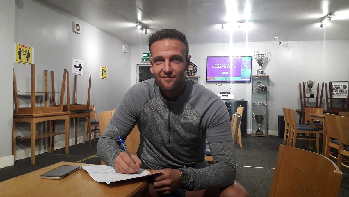 WillingtonAFC's tweet photo. Give a big welcome to striker Azz Jackson.
A strong, physical presence up front he will be a constant worry for defences.
A former Willo player we are delighted he has decided to rejoin the club.
Welcome back Azz.
#willo #teamibby 🔵⚪🔵⚪ https://t.co/9zcOFWwpWZ