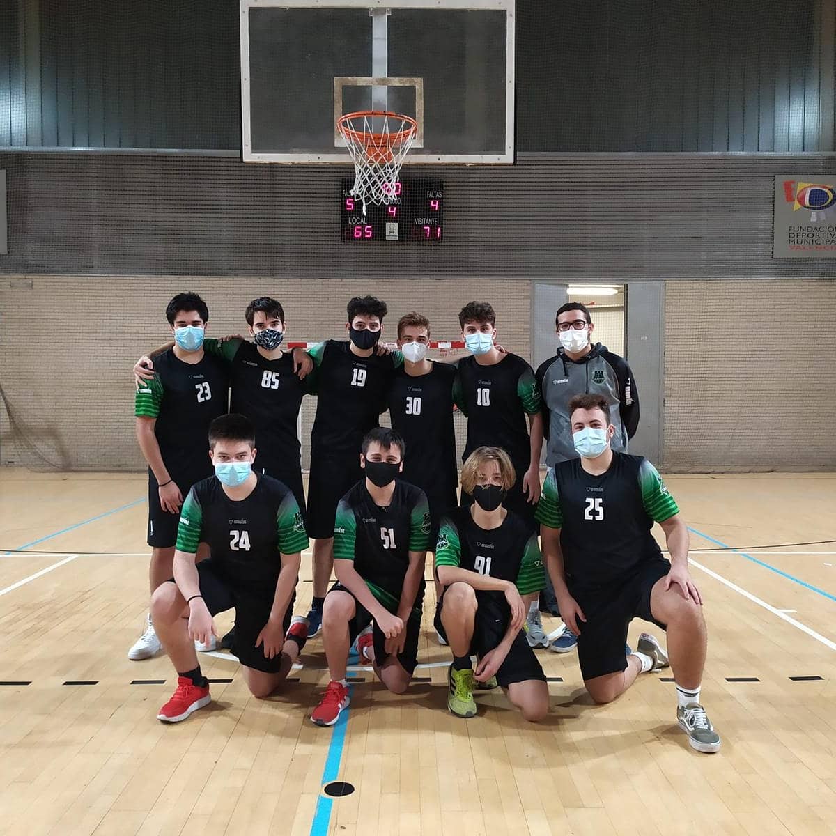 AbastosT's tweet photo. Junior Masc 65 - 71 @cbmassamagrell. Muy buenas sensaciones a pesar de la derrota, con buen acierto en ataque y una defensa sólida. Si seguimos este camino llegarán muchas victorias

#GoAbastos #CBAbastos #JuniorM #Temporada https://t.co/NzvUdYpkeO