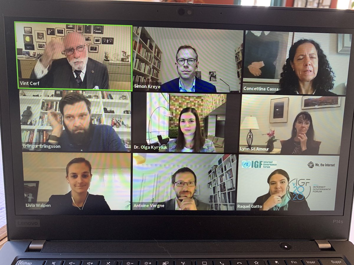 [#IGF2020] quand <a href="/vgcerf/">vinton g cerf</a> nous dit à quel point il avait trouvé l’idée d’organiser un dialogue citoyen mondial sur #Internet une folie ! Et que finalement, ça n’en était pas une 💪😎🎉
—
#WeTheInternet