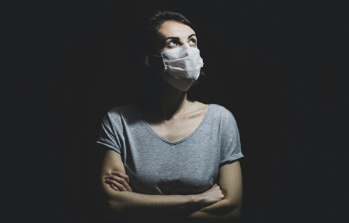 En cette période particulière, le gel hydro-alcoolique est devenu notre meilleur allié. Cependant, il représente un danger pour nos yeux. On en parle ici 👉 bit.ly/34y1nP6
#Yeux #Danger #Conseils #Covid19