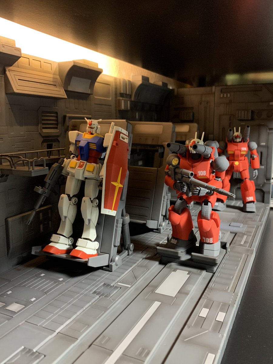 abiruman47's tweet photo. HGUC Realistic Model Series
WHITE BASE CATAPULT DECK
RENEWAL EDITION
#GUNDAMSTAGRAM
#機動戦士ガンダム #第13独立部隊 #SCV70 #ペガサス級 #強襲揚陸艦 #2番艦 #ホワイトベース #カタパルトデッキ #ガンダム #ガンキャノン #コアブースター #劇場版編成
#ガンプラ #GUNPLA #ガンプラ生誕40周年 https://t.co/JOtJwValN1