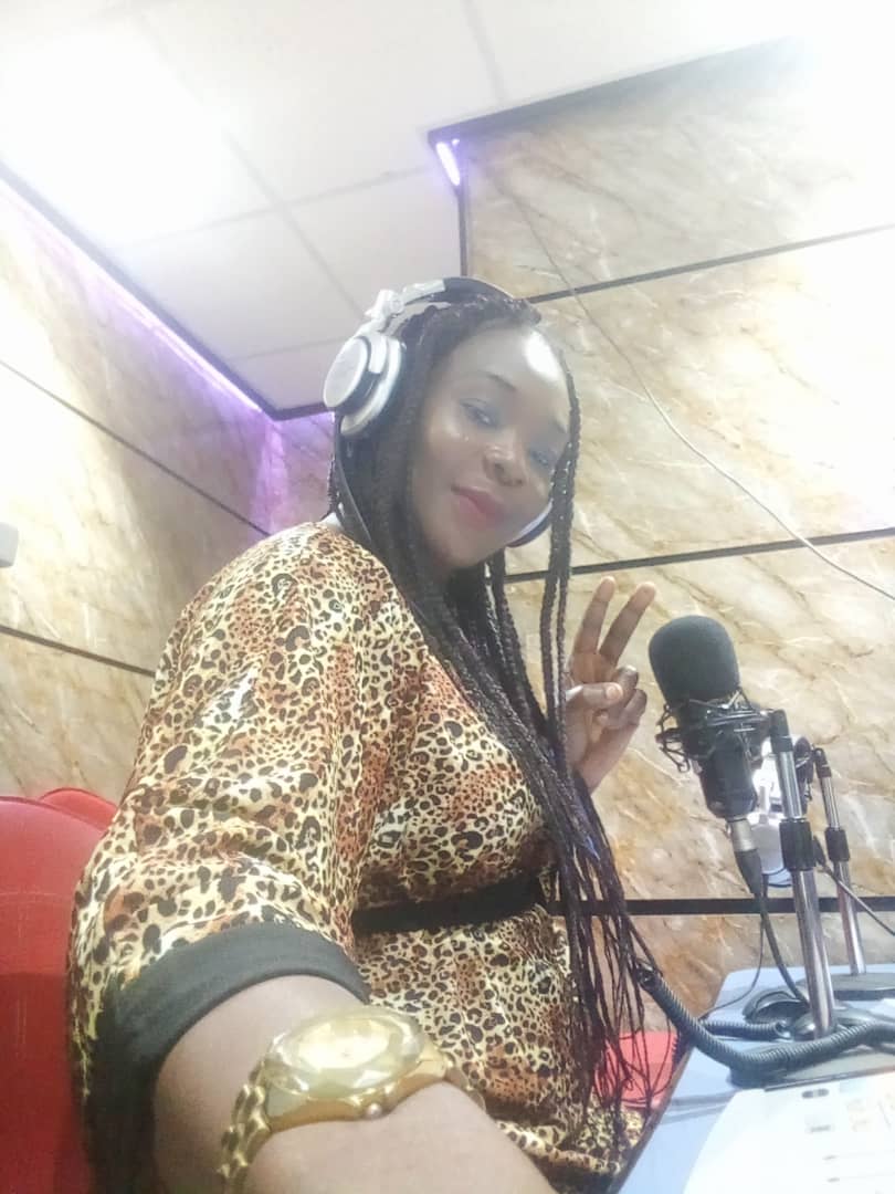 libertytvr's tweet photo. Join @MansonJummai as she Teaches Some useful household Hacks on #libertykitchen Today 10.30am. Don't miss out. #WishWednesday #womancrushwednesday #getinspired https://t.co/Ha5JHGNTpD