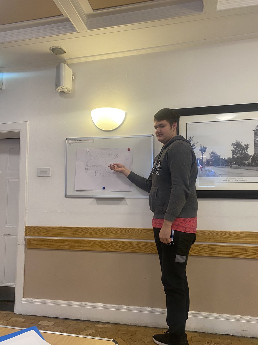 EmploymeStaffs's tweet photo. Staffordshire 2020\21 cohort - Mencaps Supported Internship learners delivering their fantastic presentations about the new lockdown rules starting 5.11.20 #lichfield #lockdown #LearningDisability #Awareness #lockdown2uk https://t.co/vpT8cA5SzS