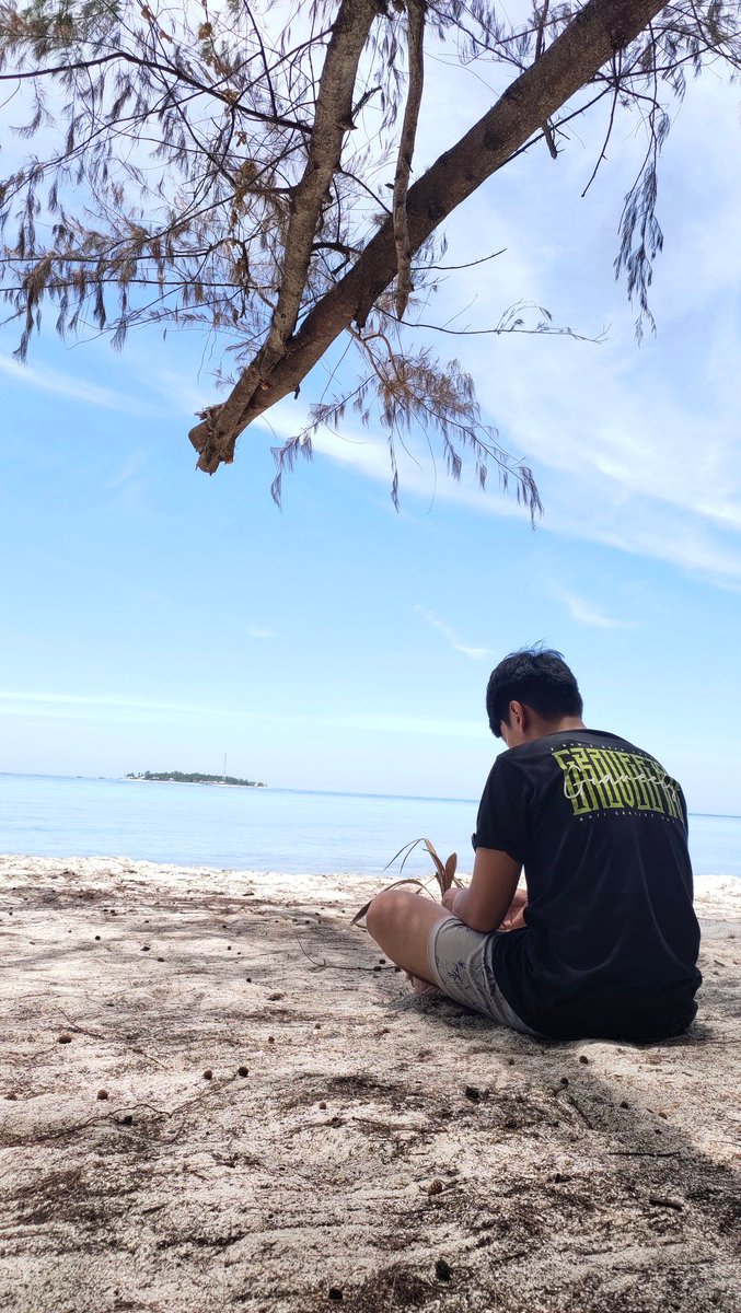 ΔΗF (@arhiefzr) on Twitter photo 