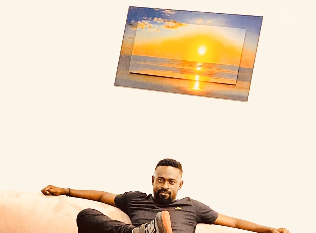 KobbyKyei_'s tweet photo. Is A Beautiful Brand new Day

Ma Send Nyankopɔn WhatsApp wa Read Ɔbɛ reply me Tuesday 

Me daso te nkwa mu aa me nwuiɛɛ yi deɛ that be the taste of GRACE...Huuuuuuh 🙏🏻
 
Is A #HappyDay. https://t.co/PQ0QiIYp2R