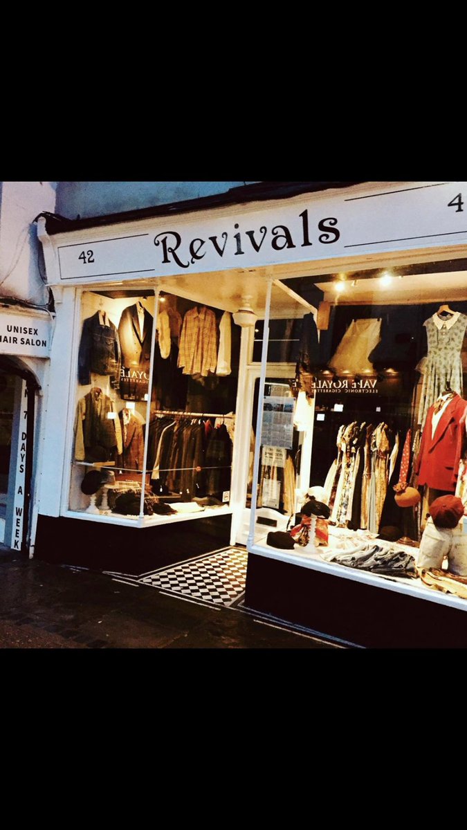 ⁦<a href="/BorisJohnson/">Boris Johnson</a>⁩ <a href="/RosieDuffield1/">Rosie Duffield MP</a>⁩ ⁦<a href="/bbcsoutheast/">BBC South East</a>⁩ ⁦

We need a fair playing field if Marks &amp; Spencer’s can sell 2 floors of clothing with their food during lockdown.  Why can’t I sell my clothing? Unfair to small Independent traders.