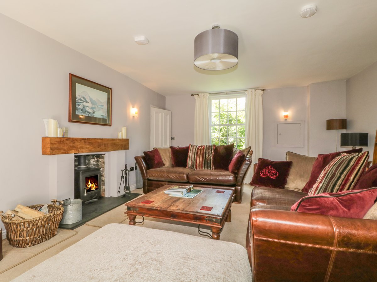 Cottages For Couples tweet media