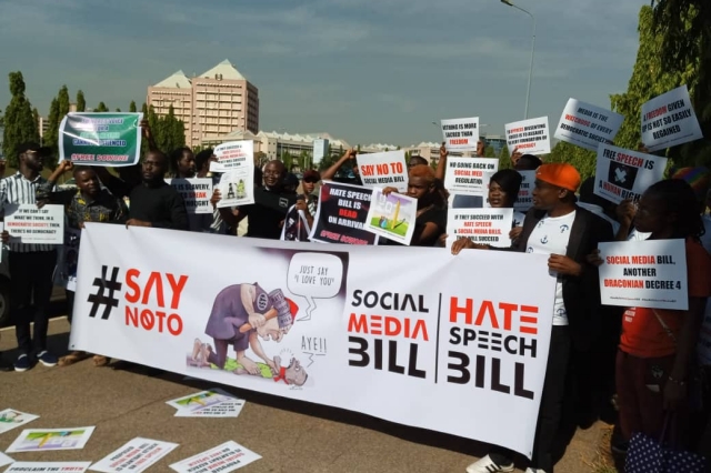 AccountableNG's tweet photo. Anti-social media Bill: A Last-ditch Attempt To Gag Nigerians

 Nigerians are becoming too informed; too knowledgeable for the kind of leaders they have. 
Why will Nigerians know that a lawmaker is using the people’s food as souvenirs during her birthday? 

This is a Thread https://t.co/GQgT1oNZSG