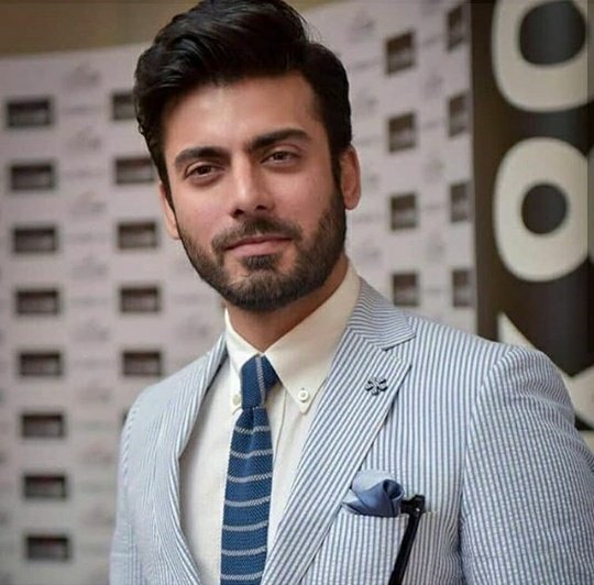 ifrajaved14's tweet photo. Sshhhhh Keep Calm its Handsome's Birthday Month 🎉🎉

Advance Happy Birthday Hero ❤

#29November 
#MyFavrt 
#MyStarFellow 😍 https://t.co/qgHabderBg