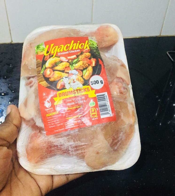 norbert_walter's tweet photo. Me I want to be honest with you. If you can't cook chicken in 1000 ways, ka relationship kaba kaganye. Lemme even order @UgachickSupa for tonight via @caramelappug tulabe 
#UgachickKuSsimuYo https://t.co/p7cntJUz2i