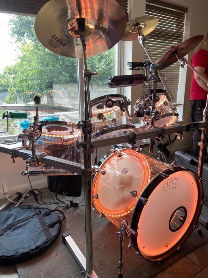 nomaddrums72's tweet photo. Trying something to see if it works #DWDrums #EvansDrumskins #ProgMetal #DrumLights #PearlDrumRack #MetalDrummer #HardRock #AheadDrumsticks https://t.co/OSfVMAvXsM