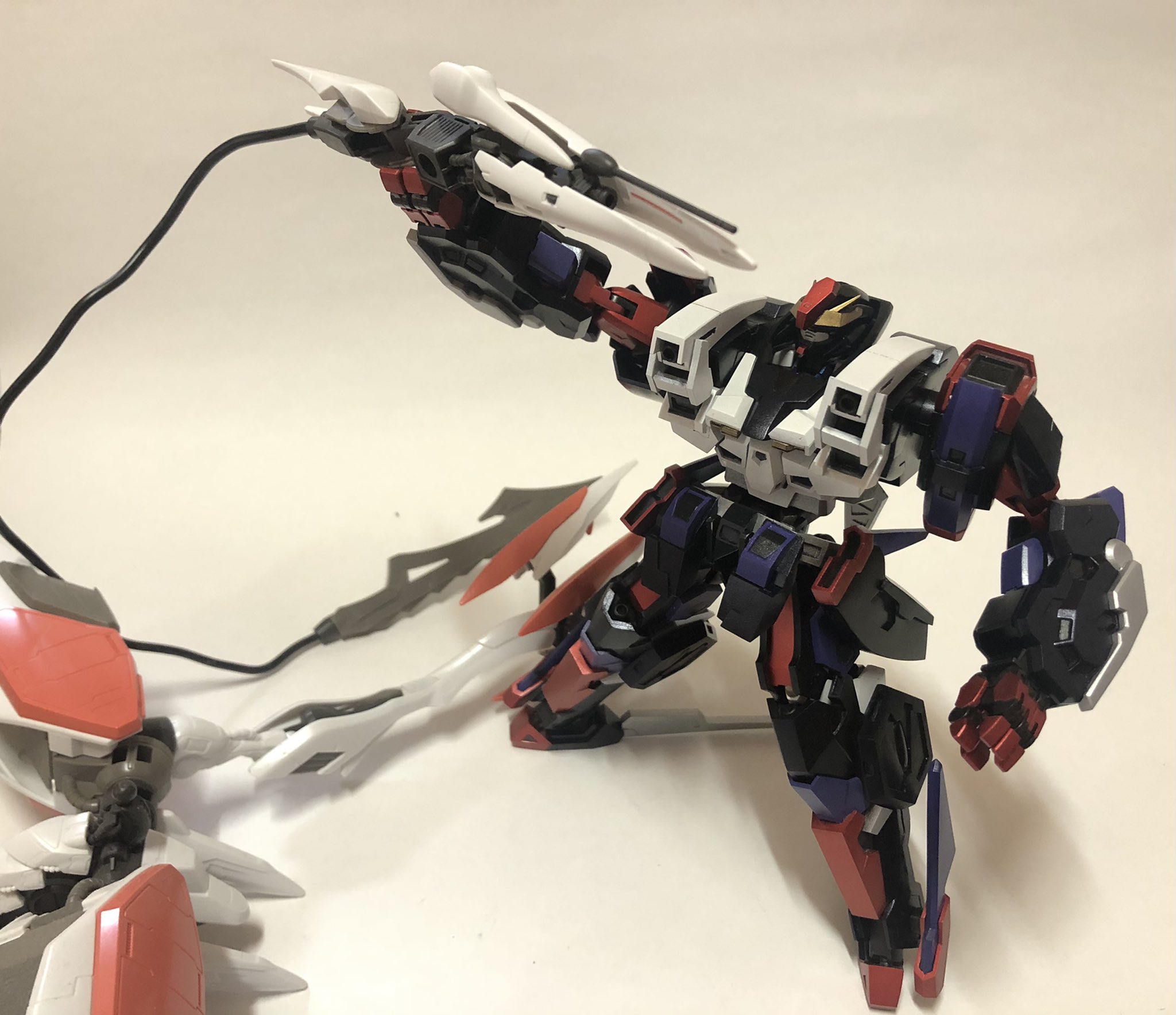 Gen 結局また4ヶ月かかりましたがガンダムダンタリオン パーフェクトカウル2 0完成しました 最高の仕上がりです 感無量 T Co vuyizjva Twitter