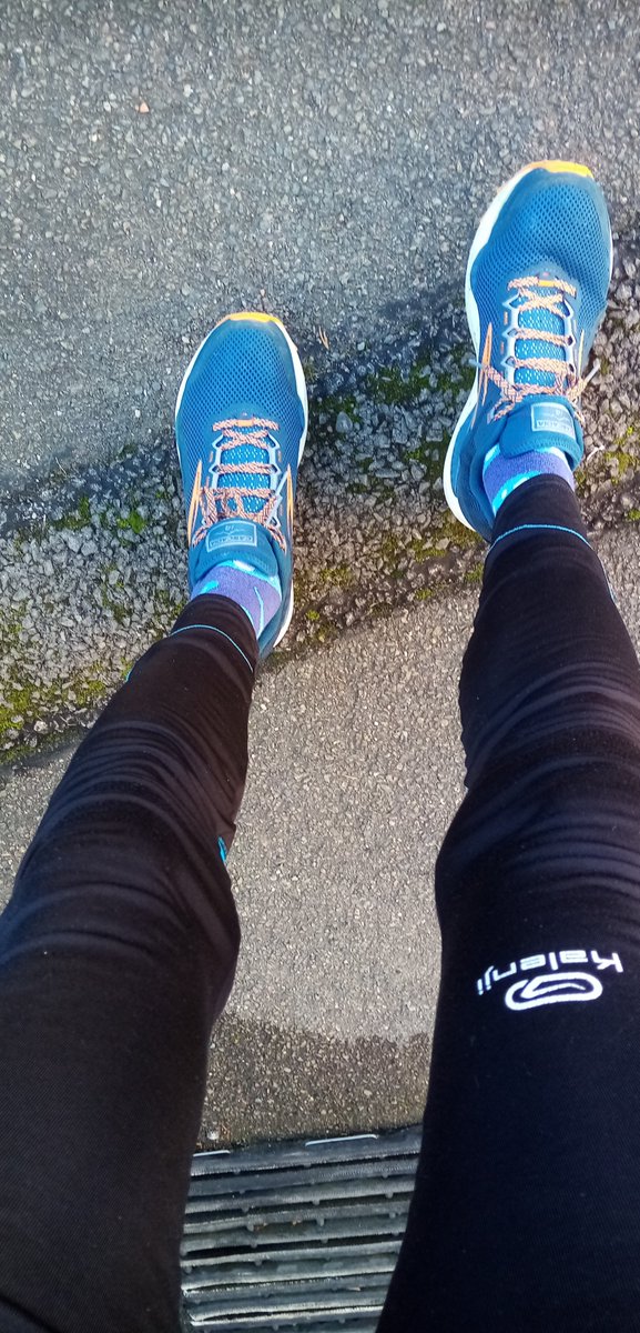 HiitCards's tweet photo. Was it the sun🌞or the run🏃‍♂️ that makes me feel great today?
If your gym gets closed, i have plenty of tools online, ebooks, training cards and also one-to-one outdoor training.
#gloucestershire #fitness #outdoorgym #run #sunshine #VitaminD #November2020 https://t.co/M3whqHNfdm