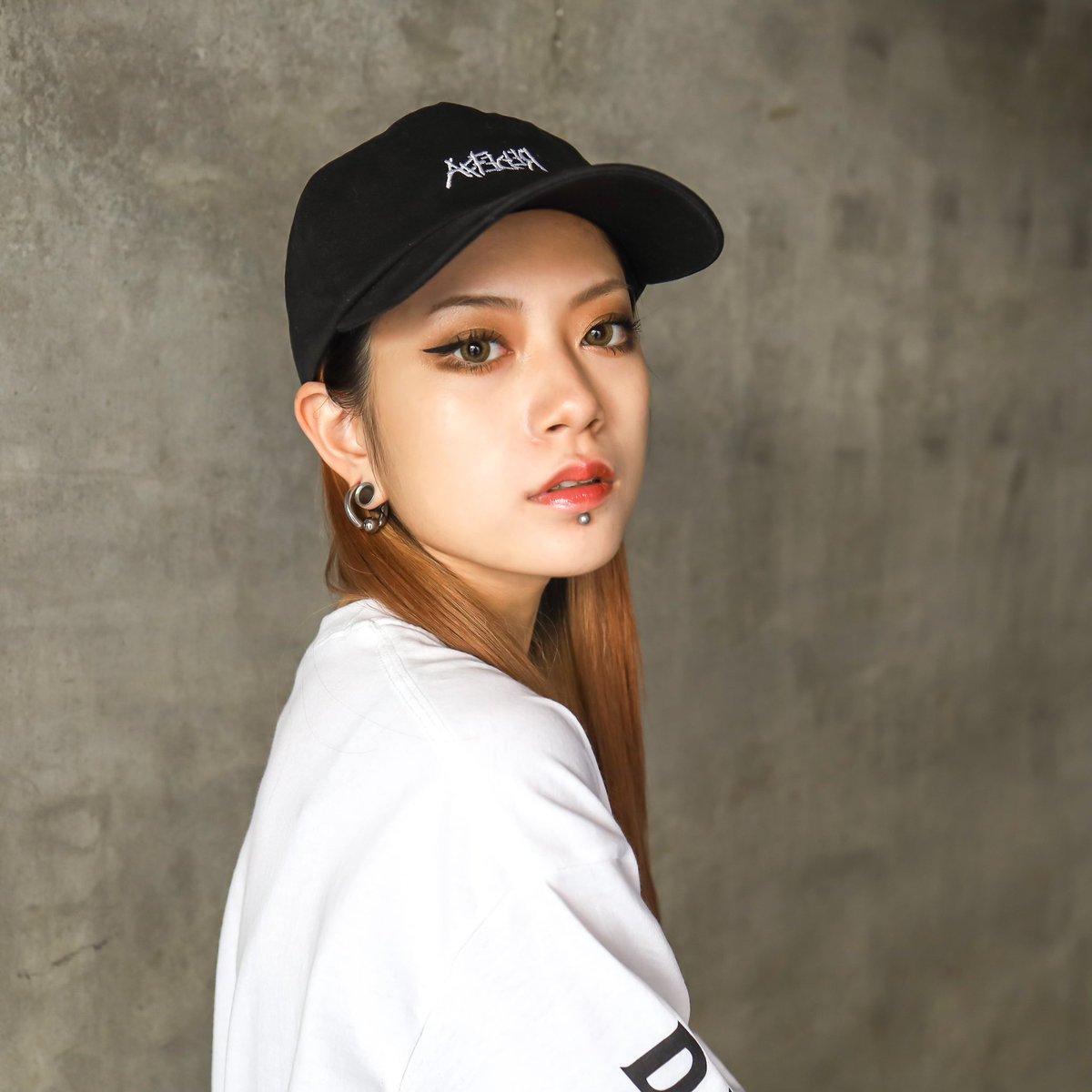 Feelin_osaka's tweet photo. 【AFFECTER】CROSS FIVE PANEL CAP (BLACK)
https://t.co/JZgpkev1Zm
オールシーズンマストな黒CAPはワンポイント刺繍が使えます◎
¥3800+taxでお値段も魅力的!
#affecter #street #streetfashion #streetgirl #streetstyle #womanstyle #feelinosaka #feelin #osaka #horie #フィーリン #大阪 #堀江 https://t.co/6cotJM3VXD