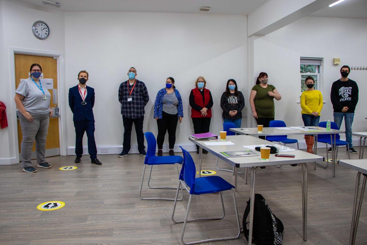 SianSimpkins's tweet photo. Always hope! 4th #lifeskills course started in #colchester yesterday @HytheCommunity. @CapDebt, @LexdenChurch &amp; @ColBoroughHomes working together to deliver this. Big thanks to @LScordis for support &amp; generous donation to help  clients this Christmas - glad you could visit us https://t.co/5wfhl29dl7
