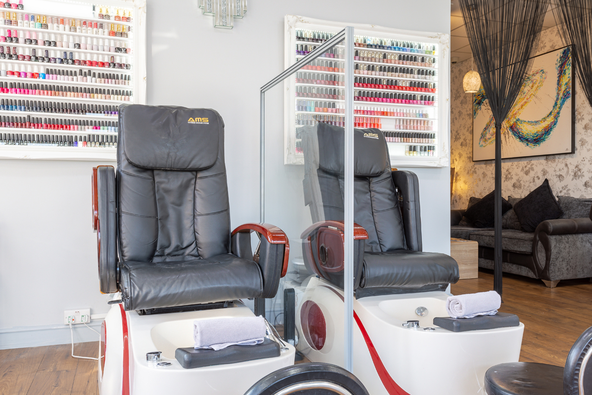 SecretOasisSpa's tweet photo. In line with the Government’s announcement of a 2nd #lockdown from Thursday 5th November until 2nd December, we will sadly be temporarily closing our doors from 7pm today. For last minute availability call 0207 371 5118. Thank you for the support, we'll see you on the other side https://t.co/YHFBMK96M9