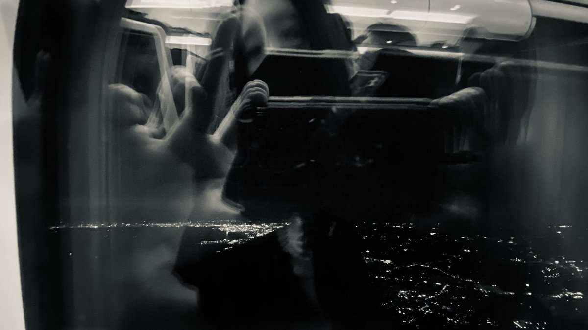 kiboku_maoto's tweet photo. There are many
…
#photography #streetphotography #streetphoto #ファインダー越しの私の世界 #写真で伝えたい私の世界 #モノクロ #photo  #monochrome #monochromephotography #ana #flyingnow https://t.co/7rGFjhjjz4