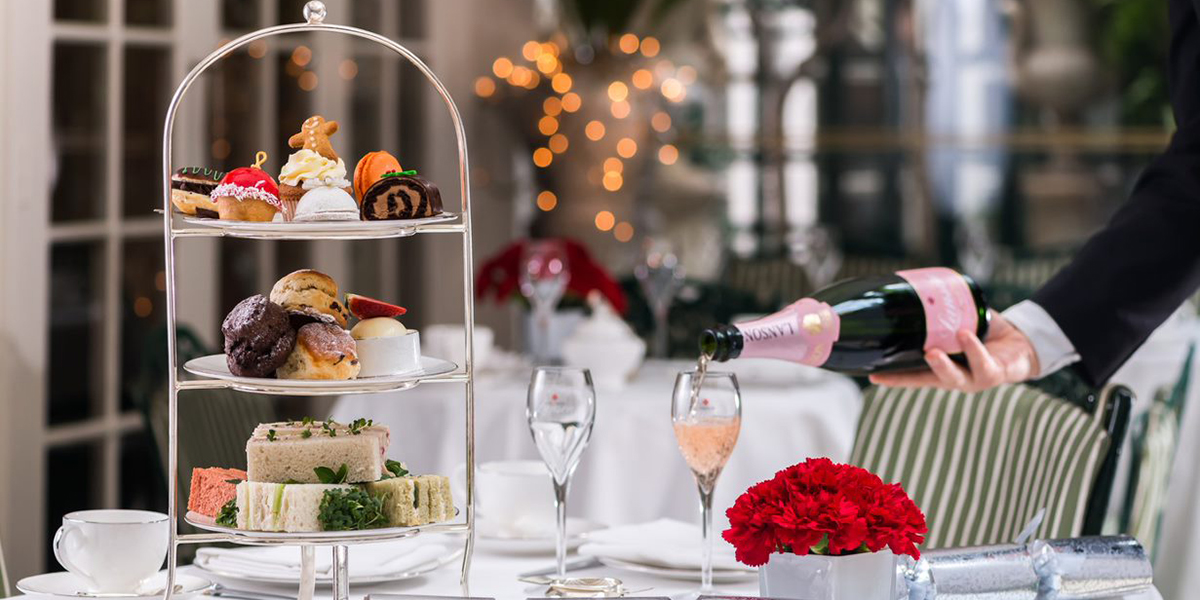 london_theatre's tweet photo. Why not give yourself something to look forward to after lockdown? This #WinItWednesday, we're giving you the chance to win a Winter Wonderland Afternoon Tea experience for two at @Chesterfield_MF! ☃️

Click here to enter the #competition 👉 https://t.co/Vgy1Ue68oQ https://t.co/Nuzy8l4zEK