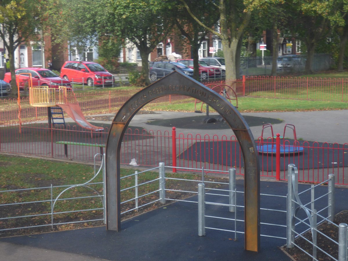 Elliott Brown tweet media