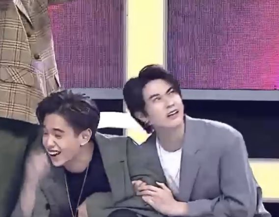 ame921015's tweet image. ขอร้องงงงงงงง มันเจ็บปวดใจขนาดนั้นเลยหรอคะน้องแจ๊คกี้น้องเติ้ด โอยยยยยยย 555555555555555555555555555555555555 หยุดขำไม่ได้ #TRINITYxICanSeeYourVoice