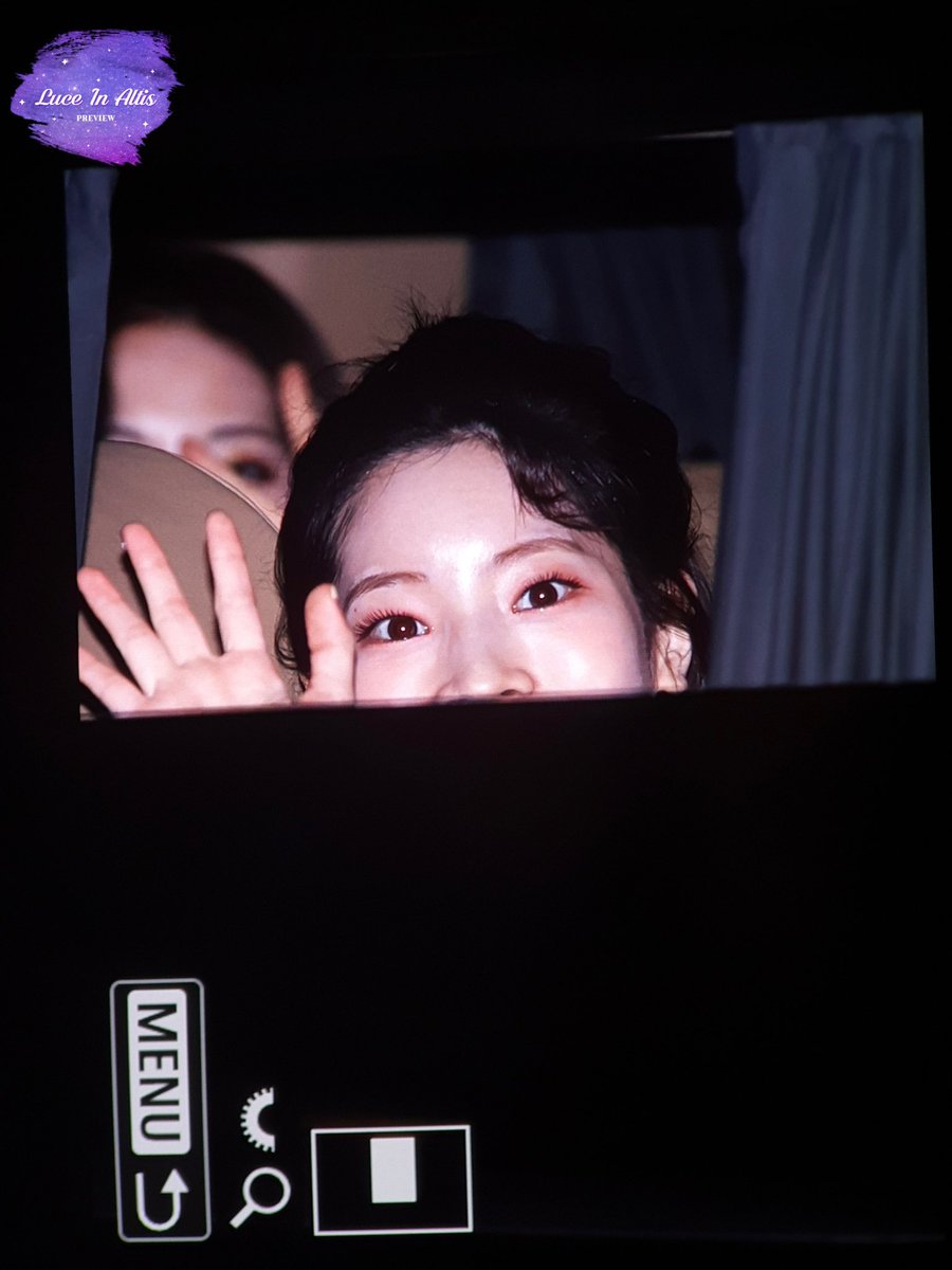 DoooooooVJ's tweet photo. 201104 다현 퇴근 프리뷰
잘갸아앙...
#트와이스    #TWICE    #다현 #DAHYUN #ダヒョン https://t.co/idsI31eVYj