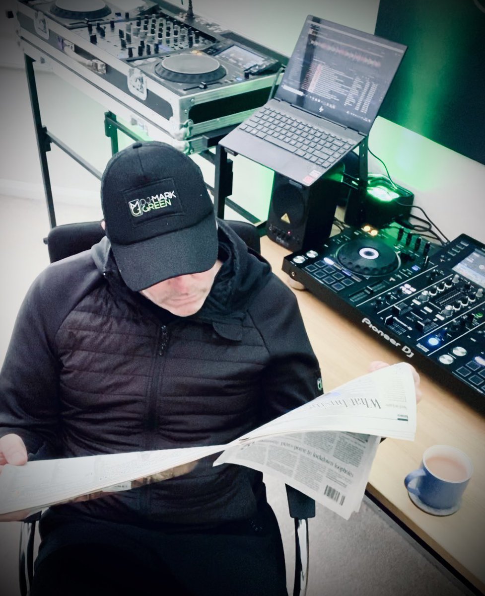 DJMarkGreenUK's tweet photo. I’ve been quoted in a nice article in The Times today discussing what business want in their battle for survival 📰 🎧 If you’re a subscriber... you can check it out here ⬇️⬇️⬇️
https://t.co/6w6NhkuXkv
#savedjentertainment #wemakeevents https://t.co/bWVSlraFyy