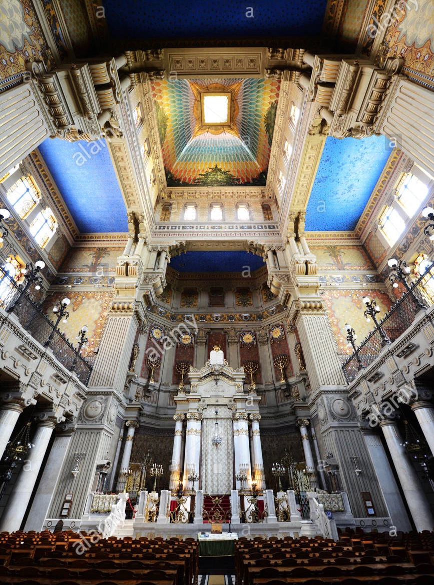 THREAD: Theres an incredible legacy of Synagogue architecture in many countries & cities wher ther hav been jewish communities, many from the period of Jewish emancipation in Europe &after, tho of course many more going back up to 2k yrs. Here the operatic Tempio Maggiore di Roma