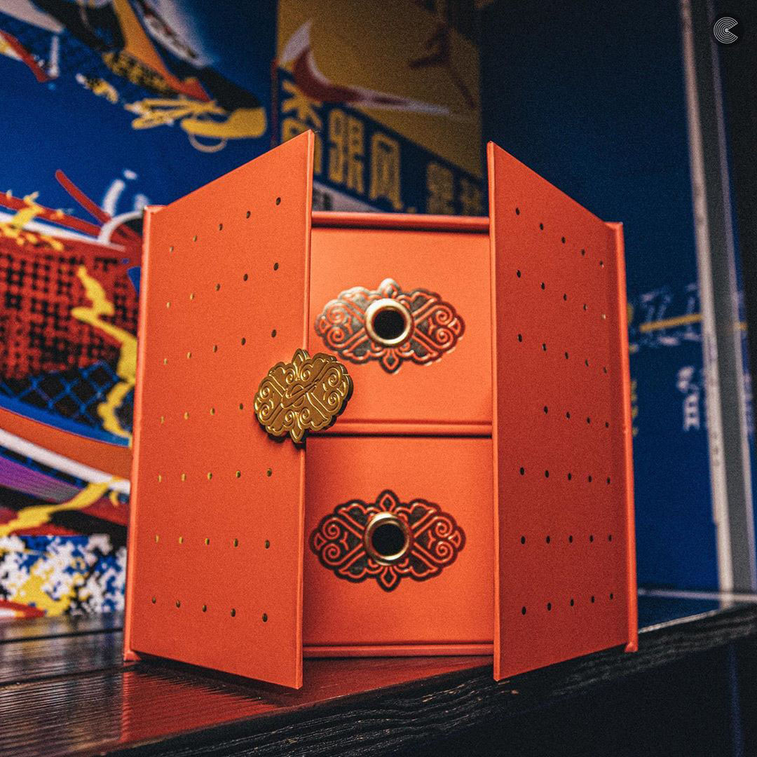 VisitBeijingcn's tweet photo. Nike and Lebron James will be releasing a limited edition Beijing Pack of sneakers, featuring color schemes and packaging inspired by the Middle Kingdom’s capital. 🏀

📸 Instagram’s weocia
#Fashion #LebronShoes #BeActiveBeijing https://t.co/glvwGe2KCj