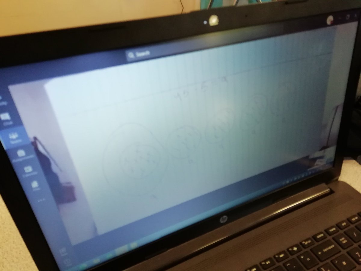 Rowlatts_TMET's tweet photo. In maths this morning, year 5 have been looking n a range of ways to represent division facts. #rmmmaths #creativity #mathsunderstanding https://t.co/NPAv95B8Vf