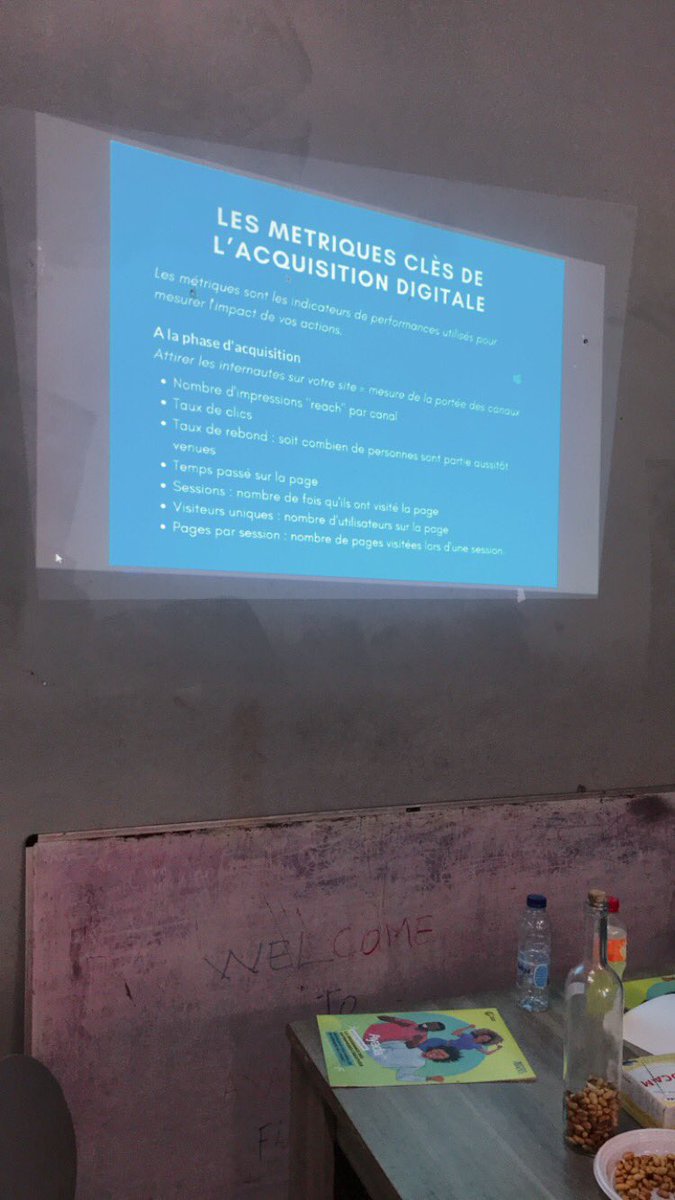 ActivSpaces's tweet photo. Maintenant atelier sur comment mener son business en ligne en cour. #AyadaLab2020 

Now a workshop on how to taking business online by @startupconcree from senegal https://t.co/jxDewtiwvH