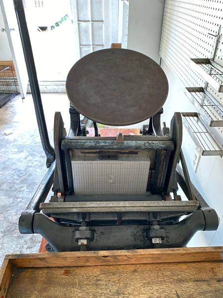 In the Classifieds: Craftsman Superior 6.5x10 Platen Press. Fully restored in 2018. Freight shipping from residential garage in Charleston, SC. Comes w/2 boxcar bases, gently used rollers + all the #letterpress goodies. Bolted to table, table included. briarpress.org/57675