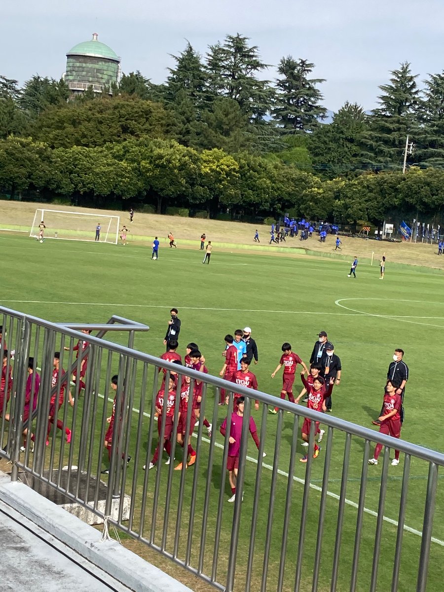 kyoaigakuenhsjs's tweet photo. 【高校男子サッカー部選手権県大会決勝進出】
11月1日、県営サッカー場にて第99回全国高校サッカー選手権大会県予選の準決勝が行われ、延長戦までの激闘の末、4-1で勝利しました！
サッカー部初の決勝進出となりました！決勝戦は11月8日10:00〜です。
応援よろしくお願いします。 https://t.co/FsNmGN1E2W