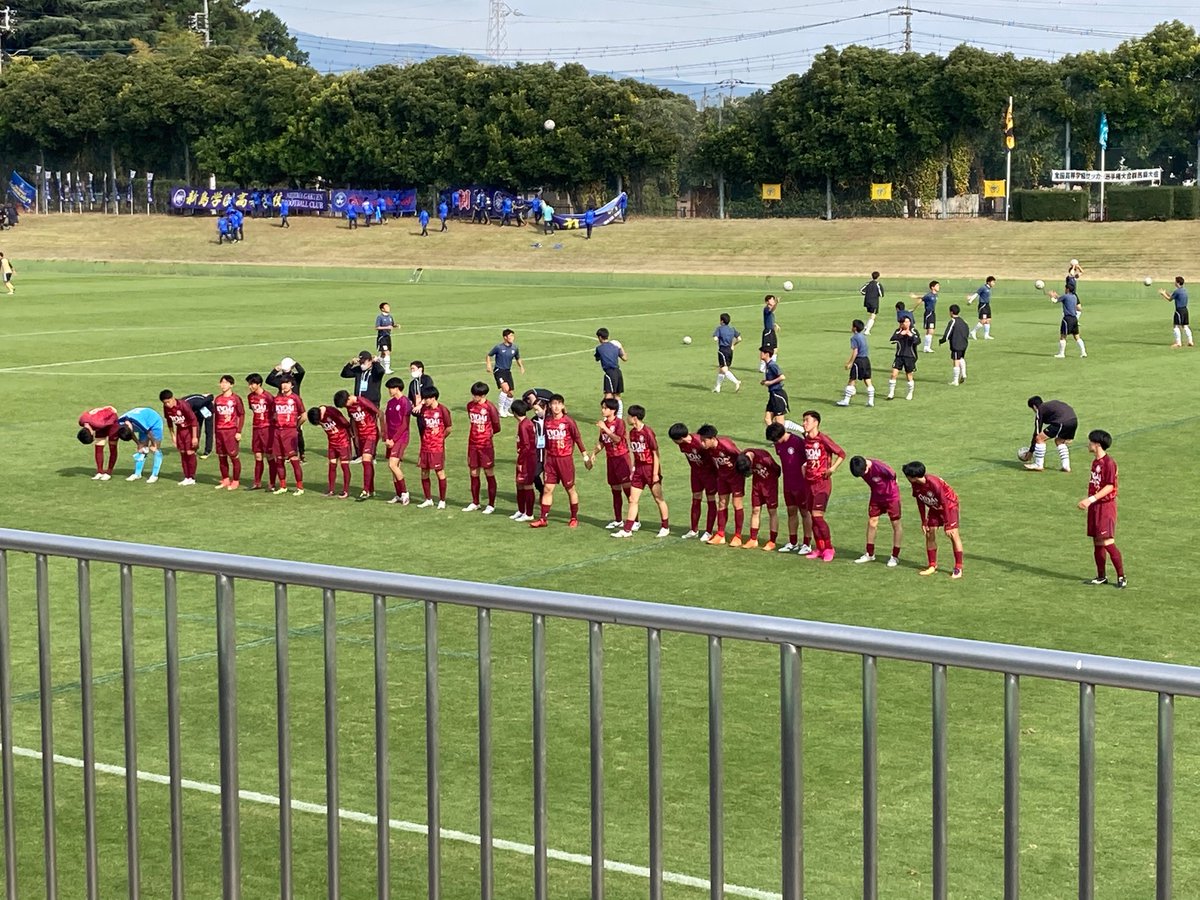 kyoaigakuenhsjs's tweet photo. 【高校男子サッカー部選手権県大会決勝進出】
11月1日、県営サッカー場にて第99回全国高校サッカー選手権大会県予選の準決勝が行われ、延長戦までの激闘の末、4-1で勝利しました！
サッカー部初の決勝進出となりました！決勝戦は11月8日10:00〜です。
応援よろしくお願いします。 https://t.co/FsNmGN1E2W