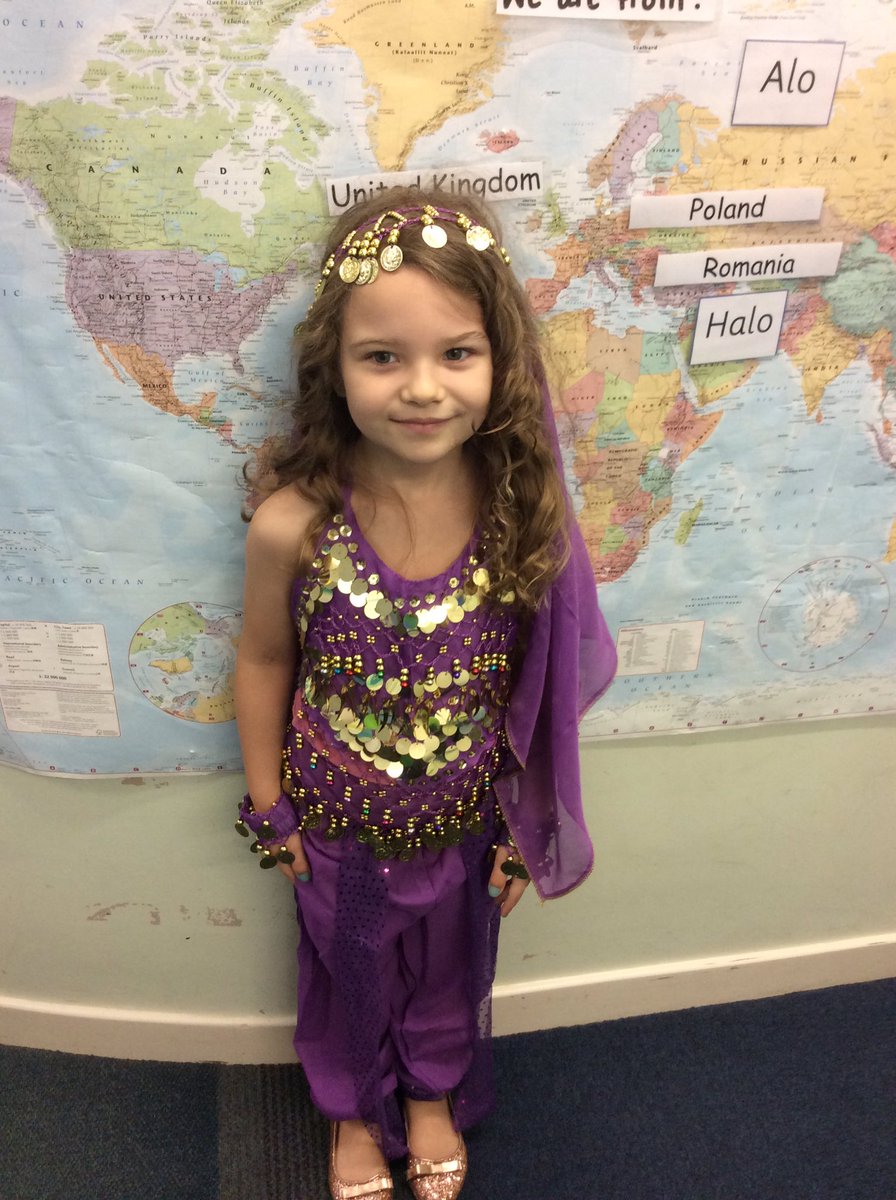 ASALeavers25's tweet photo. Yesterday we had such a fantastic day for our theme day! We really enjoyed trying different food from around the world!ππππ Fantastic effort Year 2 from everyoneπ#ASATheme https://t.co/Q8gjUevARf