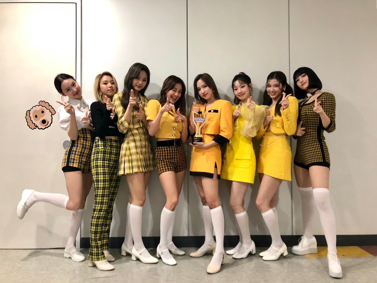 JYPETWICE tweet picture