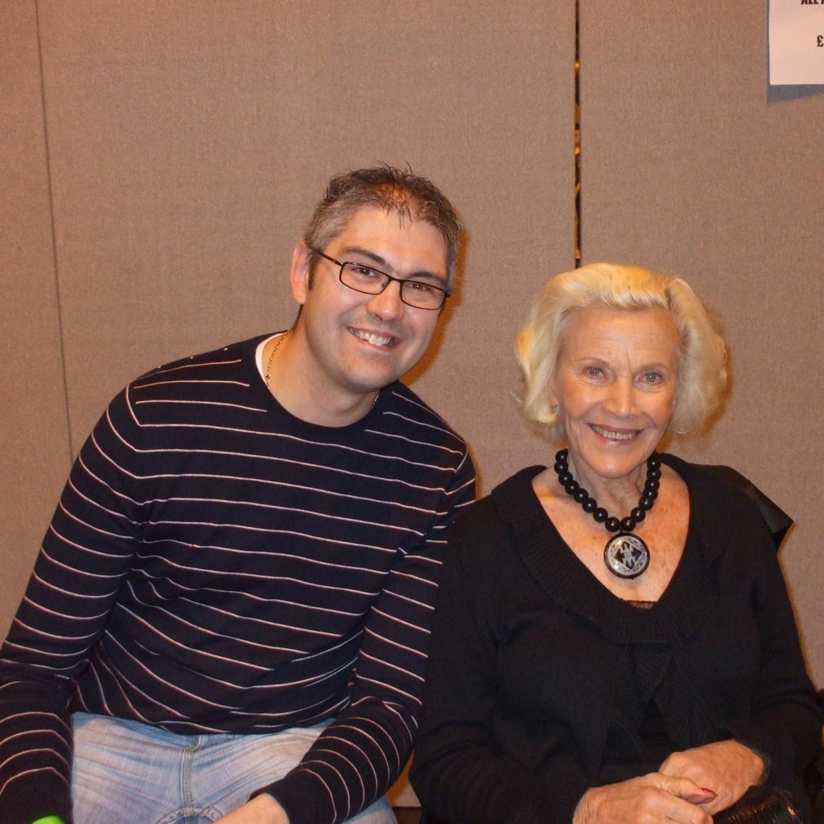 Today's Camping It Up star is Honor Blackman. This previously unseen shot comes from Memorabilia in 2009 and Honor was truly wonderful. I met her again a couple of years later at the big celebration of The Avengers 50th anniversary and she was just as brilliant there.