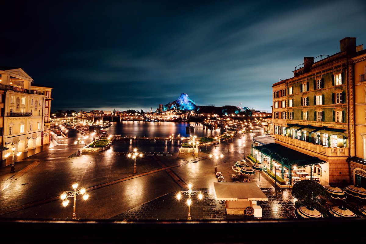 D垢 パンダさん 135 Tokyo Disneysea Hotel Miracosta ホテル ミラコスタのバルコニーから美しい東京ディズニーシーの夜景を望む