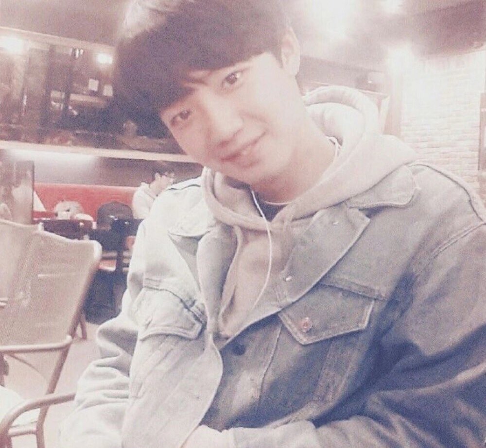 lymjoah's tweet photo. 똑같잖아!!!!!o(^▽^)o https://t.co/5iSnL2hlRv