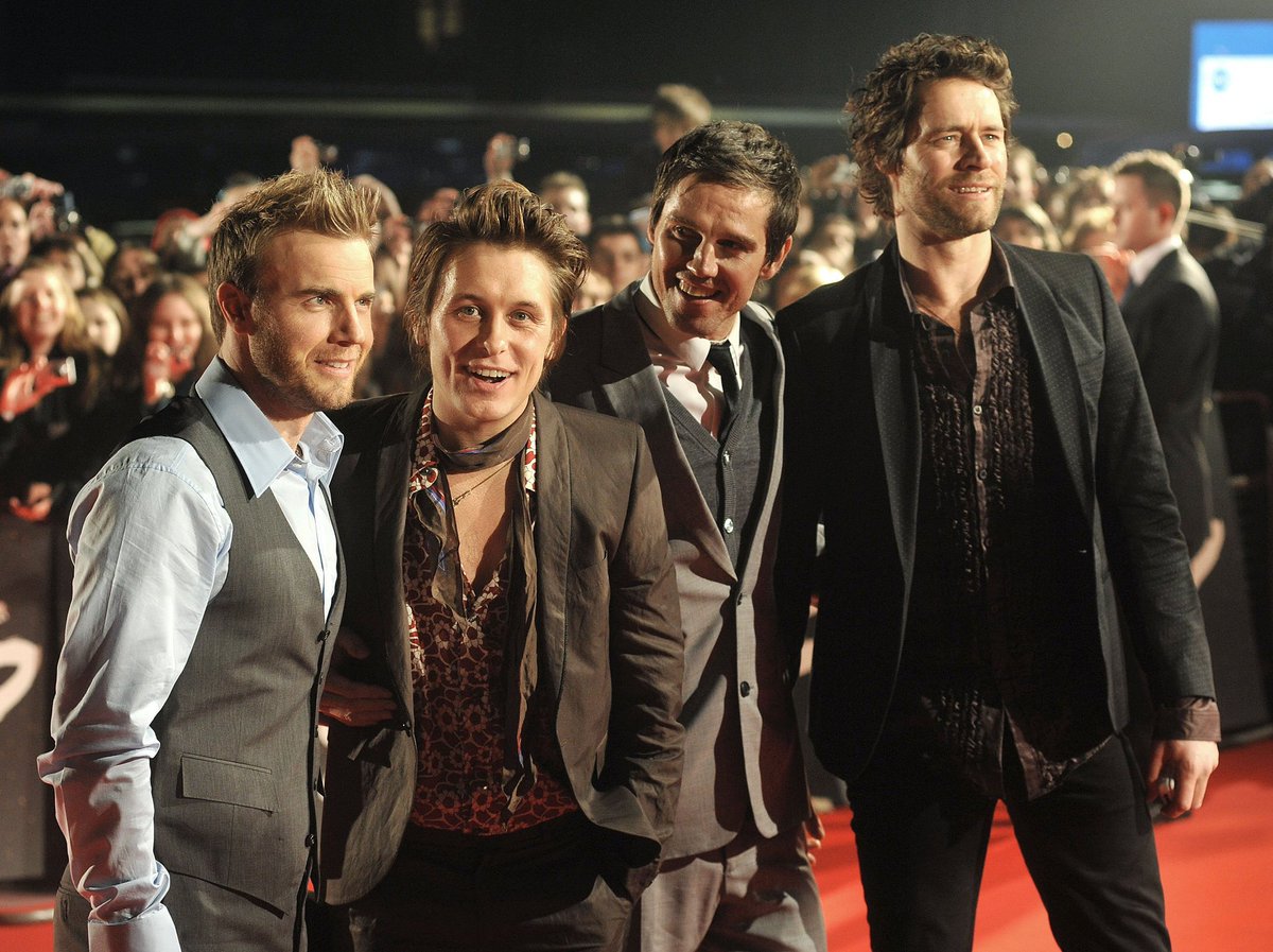 Take that love love робби уильямс гэри барлоу марк оуэн. The fab five band. Робби уильямс в группе take that. Take that логотип. Группа take that.