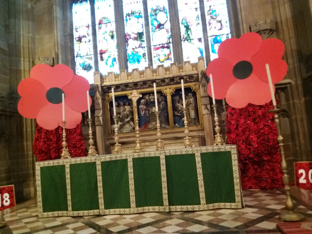WarwickshireWI's tweet photo. Todays seems to be an apt day to remember our wonderful centenary event at St Marys in Warwick   - Nov 2018 #remembrance #rememberathome https://t.co/H9aTiwRNqm
