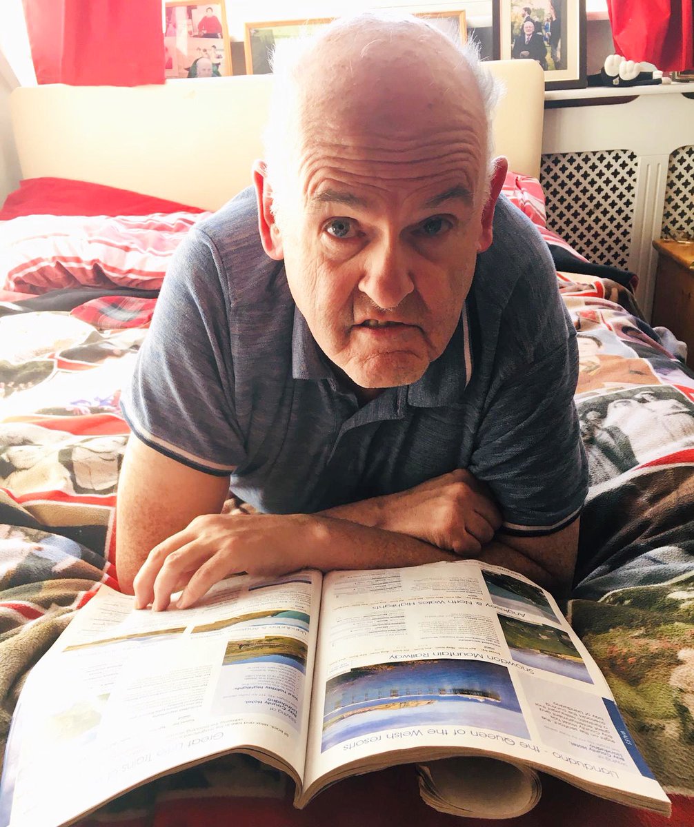 AutonomyGroup's tweet photo. John chilling in his bedroom today reading his magazines 👓
.
.
#residents #carehome #learningdisabilities #complexneeds #residentialhome #autonomylife #autonomycaregroup #lookingafterpeople #loveourjob #everydaymakesadifference #supportworkers https://t.co/Ay6RLmRb1p