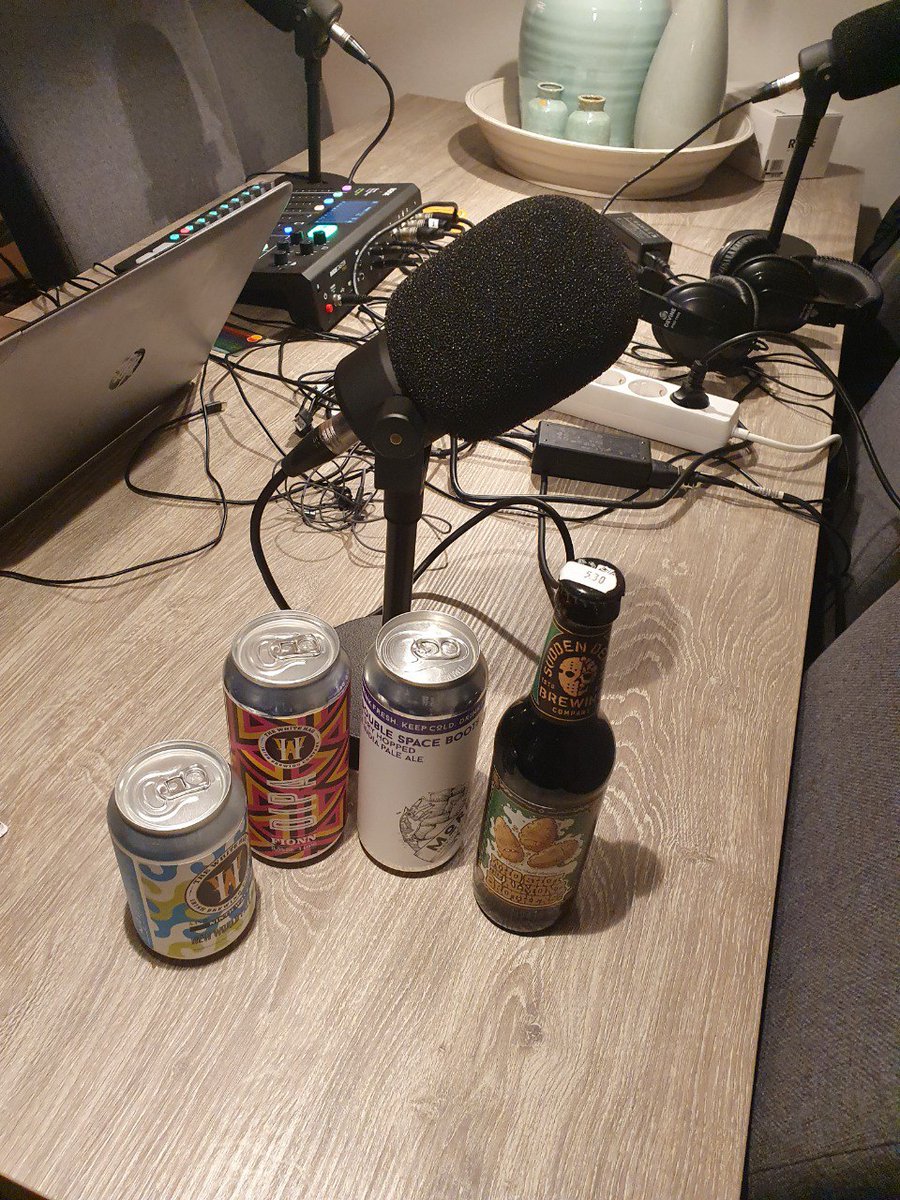 Afgelopen nacht online gekomen. En het was weer heerlijk klessebessen over de NFL onder het genot van een paar heerlijke koude versnaperingen van <a href="/debiertopper/">De Bier Topper</a>. 

Laat ons vooral weten wat je van de aflevering vond!