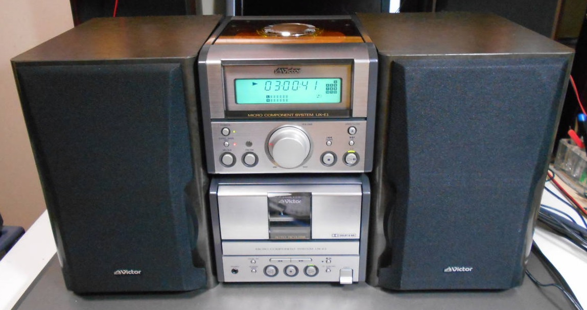 ビクターマイクロコンポUX-E1 機器修理】Victor UX-E1 CD/カセットミニコンポ | 音響機器修理