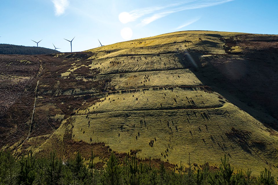 MiningRemAuth's tweet photo. We’re using the experience of managing our own sites to help partners produce a standardised approach to the future inspection and maintenance of all coal tip sites in Wales 🔎 If you have any concerns about tip safety in your area, call us for advice on 0800 021 9230 https://t.co/U4gdnYOQG5