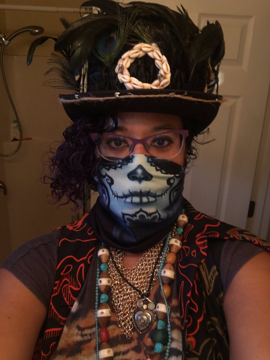 kat_bvicious's tweet photo. @JohnPicacio Thanks for making a great mask! https://t.co/GBYzXvfauW